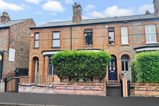 Navigation Road, Altrincham 2 bed terraced house for sale