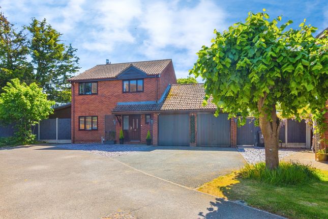 The Hornbeams, Harwich, CO12 4 bed detached house for sale