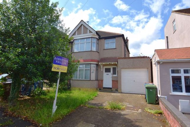 Hillfield Close, North Harrow 3 bed semi