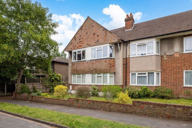 Stanley Court, Carshalton SM5 2 bed maisonette for sale