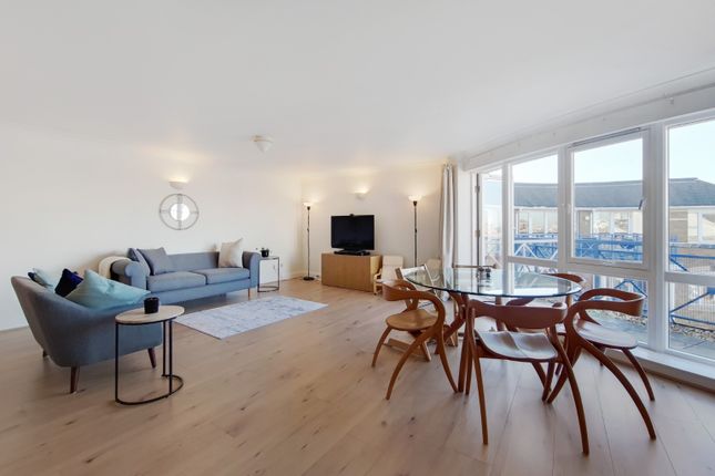 King & Queen Wharf, Rotherhithe... 3 bed apartment for sale