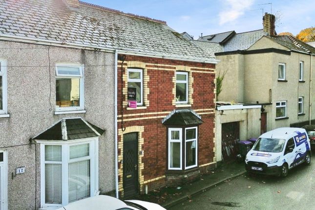 High Street, Pontypool NP4 3 bed terraced house for sale