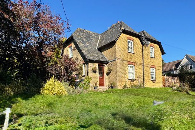 Lydden Court Cottages, Lydden CT15 3 bed semi