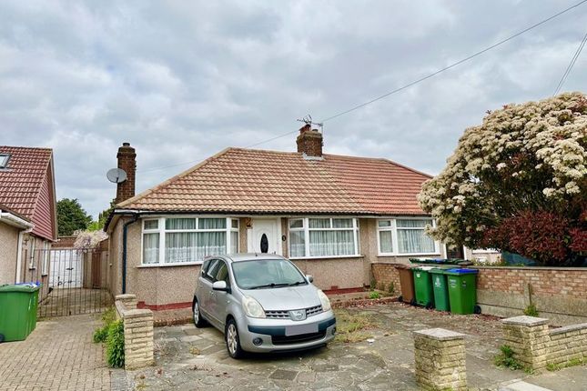 2 bedroom semi-detached bungalow for sale