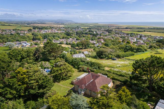 Brighstone, Isle of Wight 4 bed detached bungalow for sale