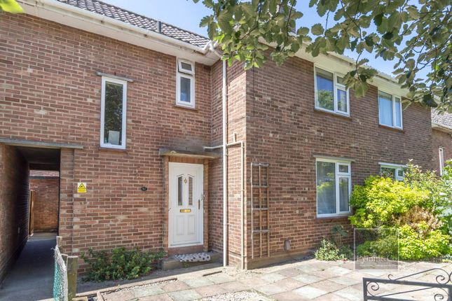 5 bedroom semi-detached house for sale