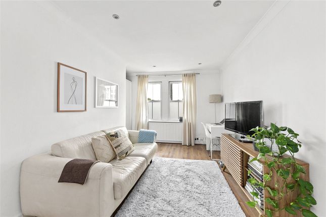 Winchester Road, St Margarets, TW1 1 bed apartment for sale
