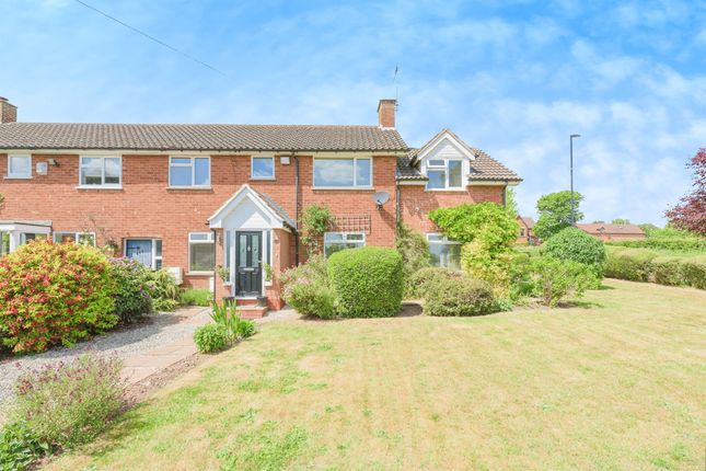 4 bedroom end of terrace house for sale
