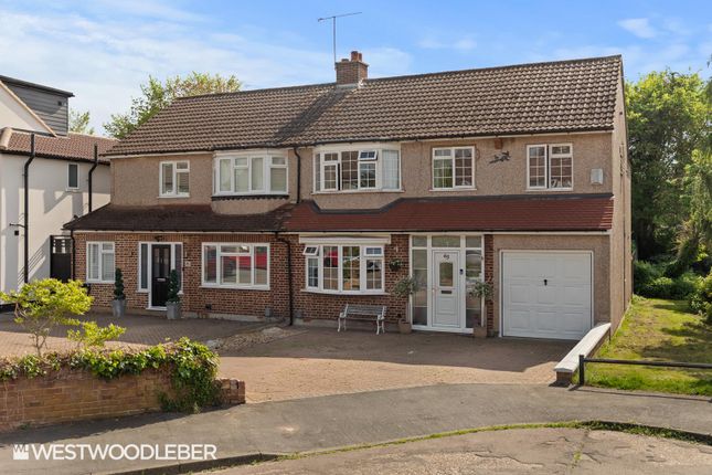 Trafalgar Avenue, Broxbourne EN10 4 bed semi