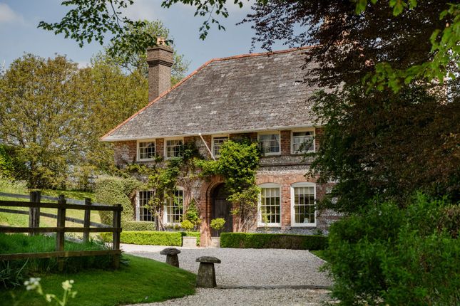 8 bedroom country house for sale