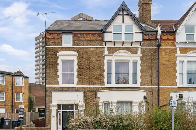 Exeter Road, London, NW2 2 bed flat for sale