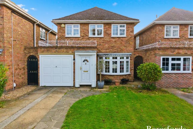 Murfitt Way, Upminster, RM14 4 bed detached house for sale