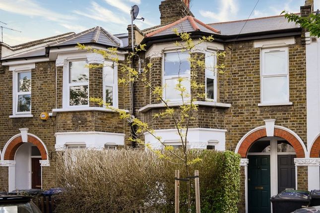 Petersfield Road, London W3 1 bed flat for sale