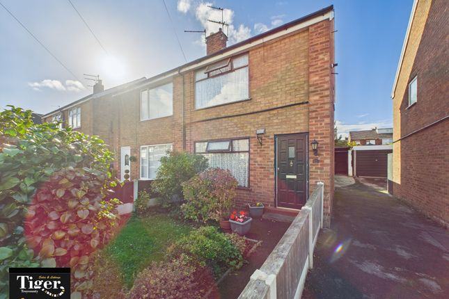 2 bedroom semi-detached house for sale
