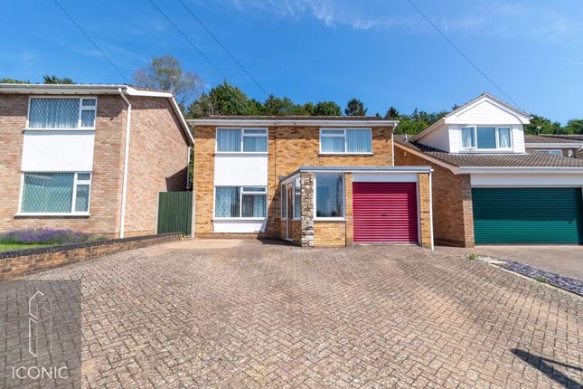 Nightingale Drive, Taverham, Norwich 4 bed detached house for sale