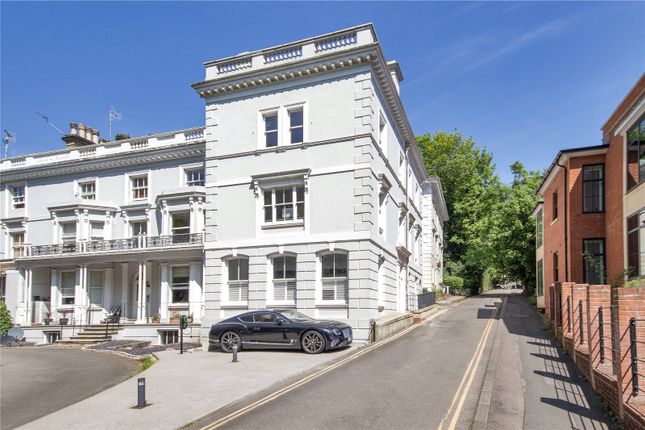 London Road, Tunbridge Wells, Kent, TN1 5 bed end of terrace house for sale