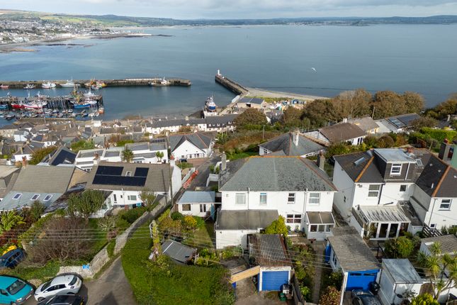 3 bed semi-detached house