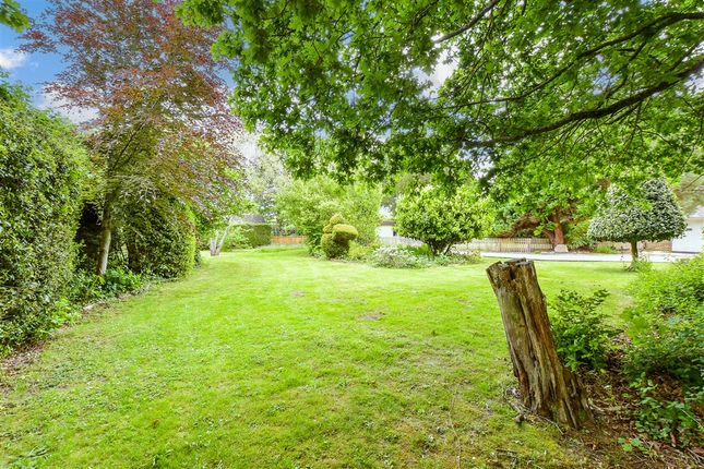 Halletts Shute, Norton, Yarmouth... 3 bed detached house for sale