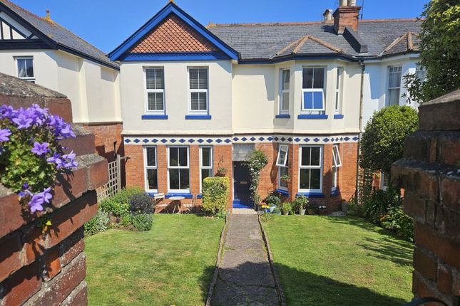 4 bedroom semi-detached house for sale