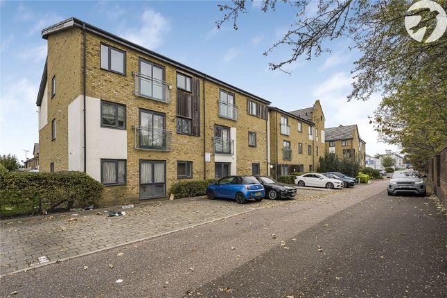 Salisbury Road, Stone, Dartford... 2 bed flat for sale