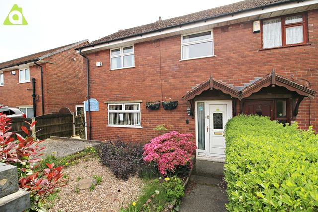 Ormston Avenue, Horwich, BL6 7DZ 3 bed semi