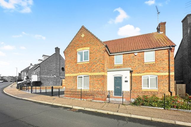Beeleigh Link, Chelmsford CM2 5 bed detached house for sale