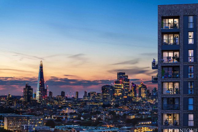 Malt Street, London, SE1 5 2 bed apartment for sale