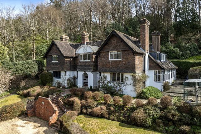 Hindhead Road, Haslemere, Surrey, GU27 6 bed detached house for sale