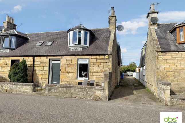 4 bedroom end of terrace house for sale
