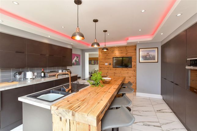 3 bed detached bungalow