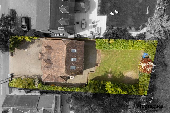 Ivy Chimneys, Epping, CM16 4 bed detached house for sale