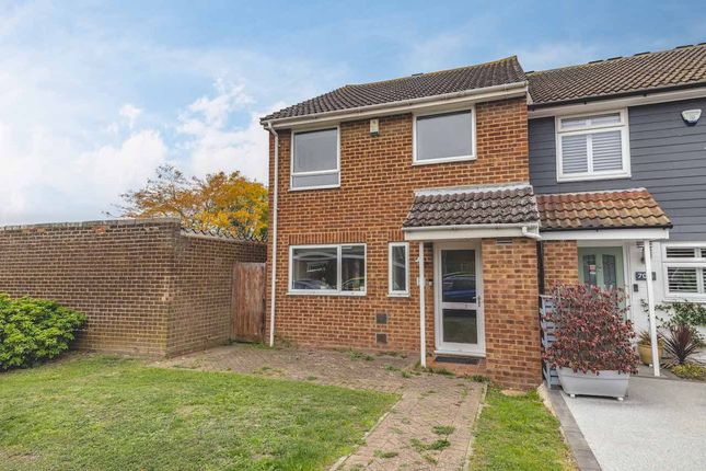 Leas Drive, Iver SL0 4 bed end of terrace house for sale