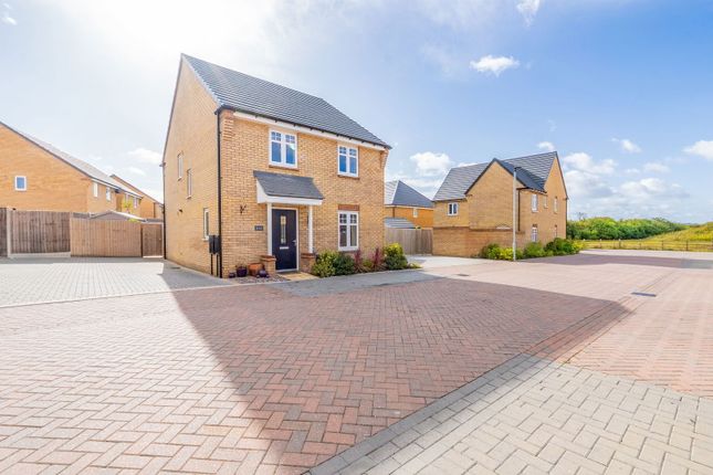 4 bed detached house