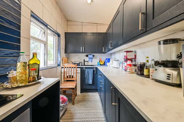 Butlers Drive, Epping Forest, London, E4 3 bed detached house for sale