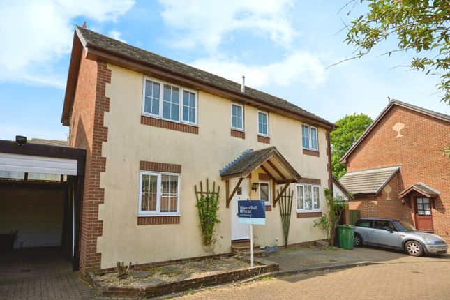 4 bed detached house