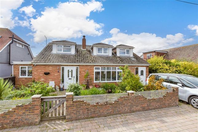 4 bed detached house