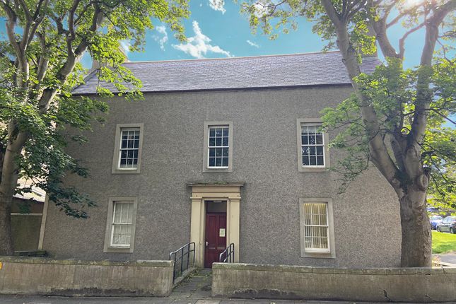 1 bed detached house