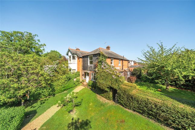 Pound Lane, Windlesham, Surrey, GU20 3 bed semi