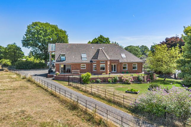Marden, Hereford HR1 6 bed detached house for sale