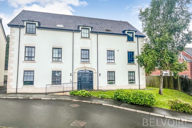 3 bed flat