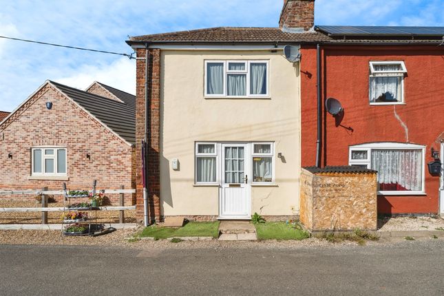 2 bedroom end of terrace house for sale