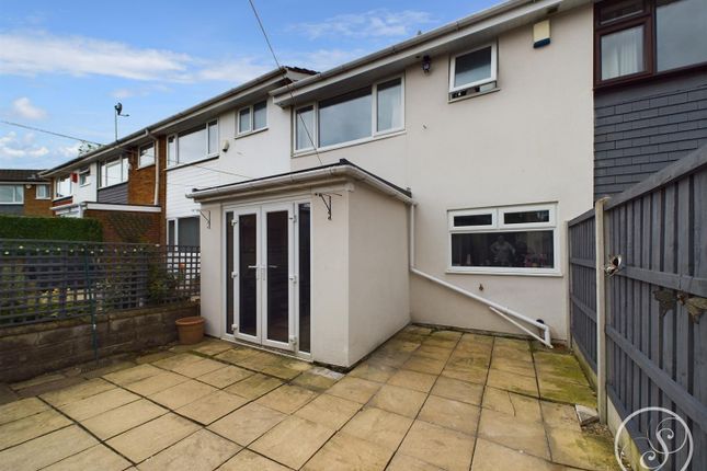 Garland Drive, Leeds 3 bed terraced house for sale