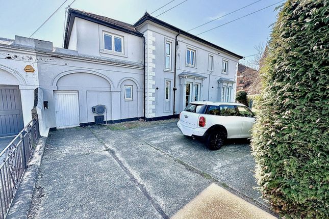 Richmond Road, Worthing, BN11 1 bed flat for sale