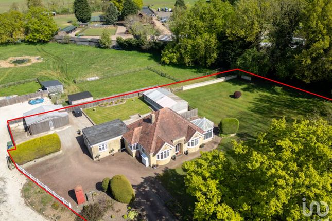 3 bedroom detached bungalow for sale