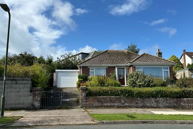 Golden Park Avenue, Torquay, TQ2 8LD 2 bed semi