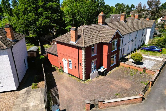 3 bed semi-detached house