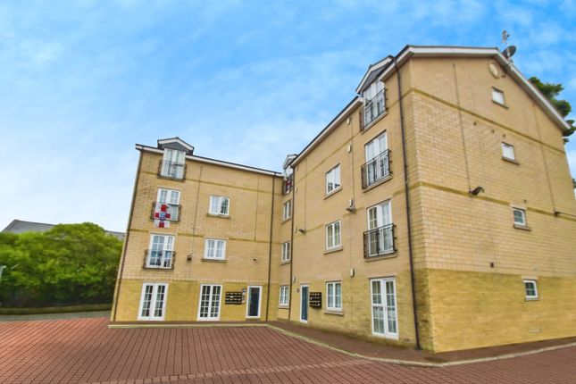 Dockfield Lane, Bradford BD17 2 bed apartment for sale