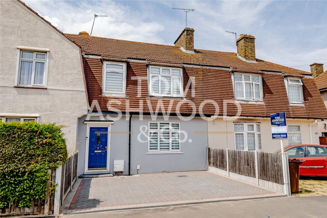 Gainsborough Road, Dagenham, RM8 3 bed terraced house for sale