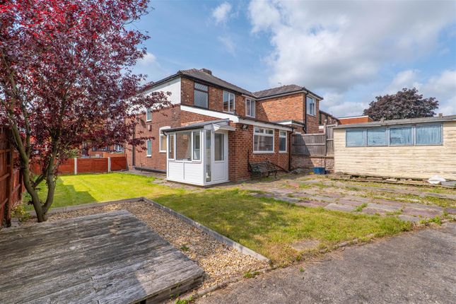 Leadale Road, Leyland 3 bed semi