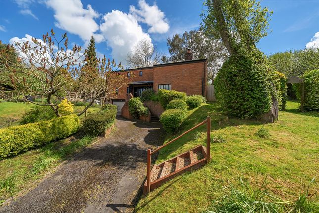 High Street, Easterton 5 bed detached house for sale